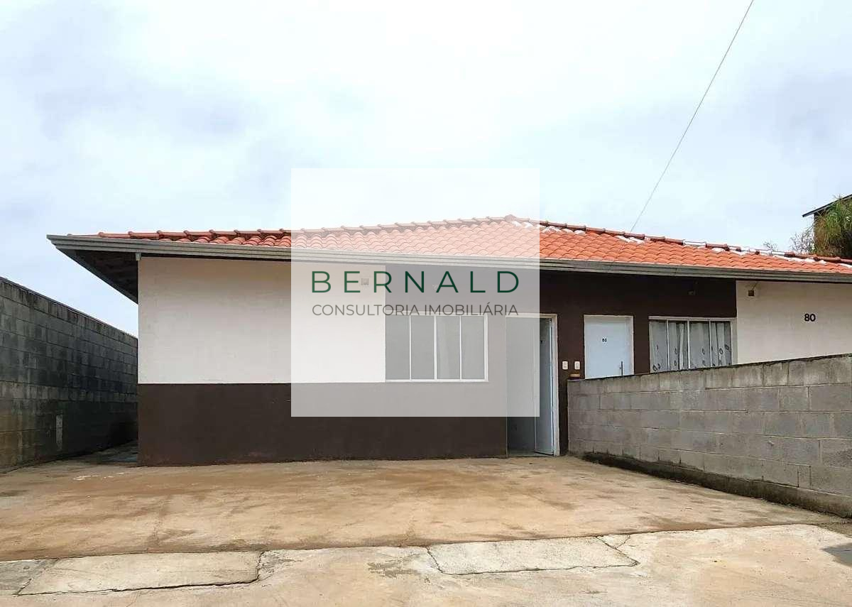 Casa de condomínio à venda, Chácara Bom Tempo, com 2 quartos, 58Mm² - BERNALD Imóveis